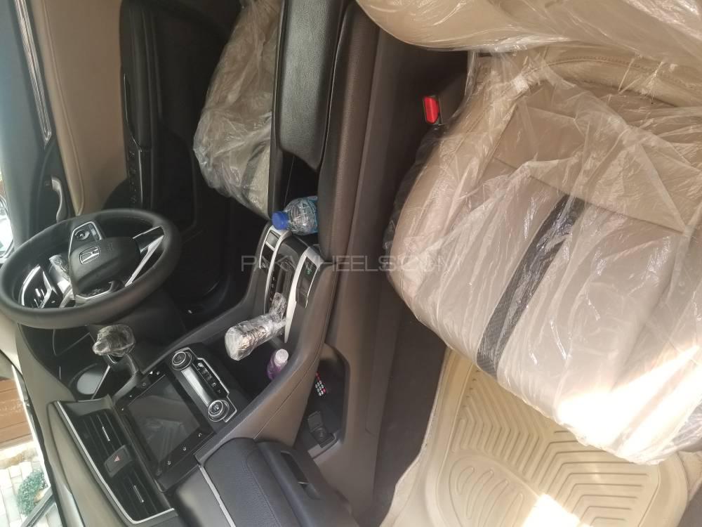 Honda Civic 2016 for Sale in Multan Honda Civic 2016 for Sale in Multan Image-4