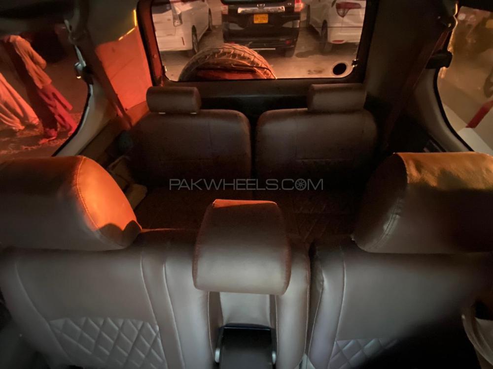 Toyota Prado 2002 for Sale in Karachi Toyota Prado 2002 for Sale in Karachi Image-13