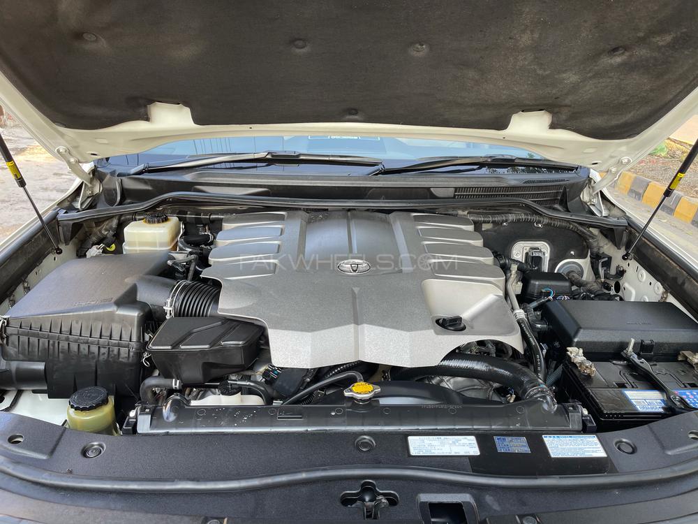 Toyota Land Cruiser 2013 for Sale in Lahore Toyota Land Cruiser 2013 for Sale in Lahore Image-15