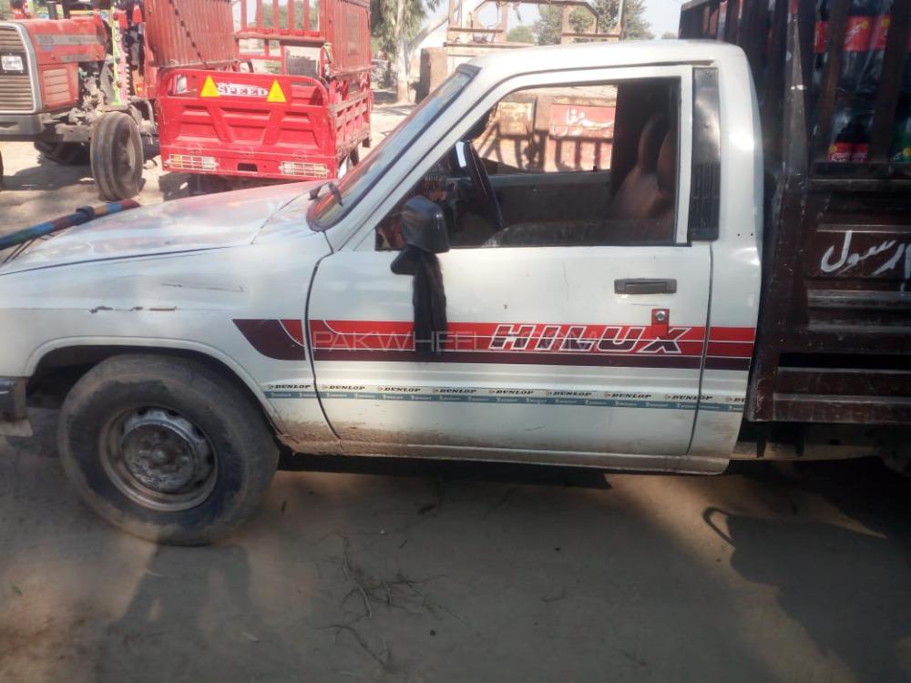 Toyota Hilux 1992 for Sale in Jhang Image-1