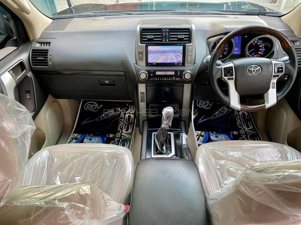 Toyota Prado 2012 for Sale in Karachi Toyota Prado 2012 for Sale in Karachi Image-9