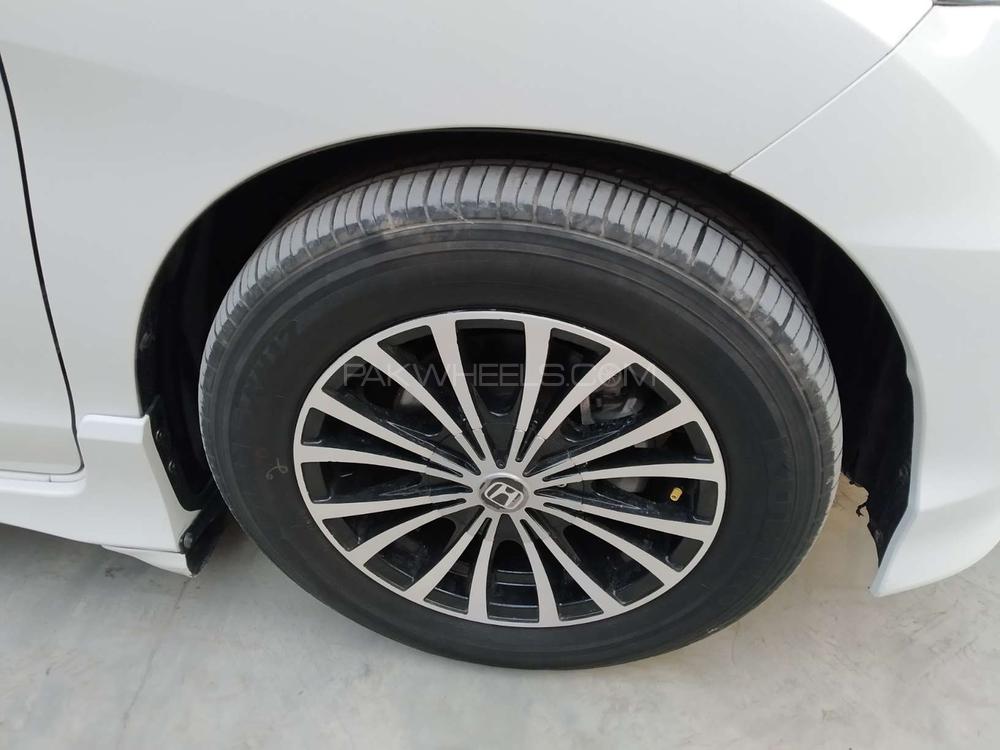 Honda Freed 2014 for Sale in Lahore Honda Freed 2014 for Sale in Lahore Image-4