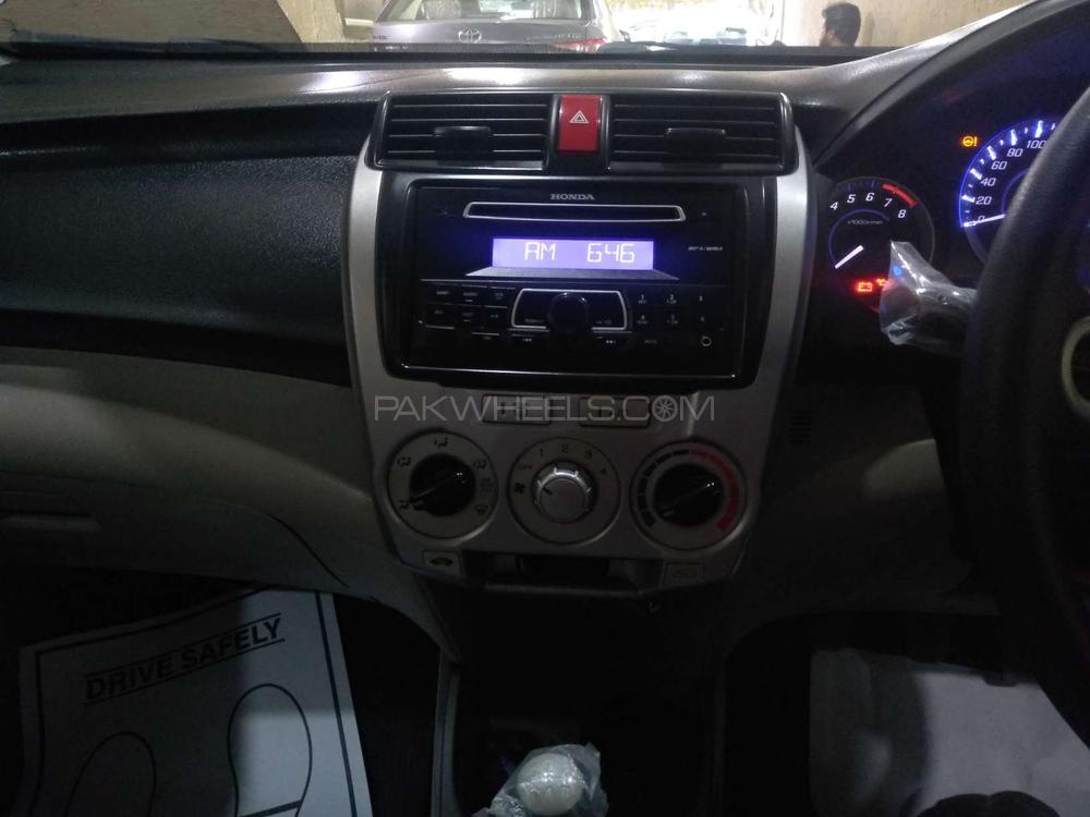 Honda City 2015 for Sale in Karachi Honda City 2015 for Sale in Karachi Image-8
