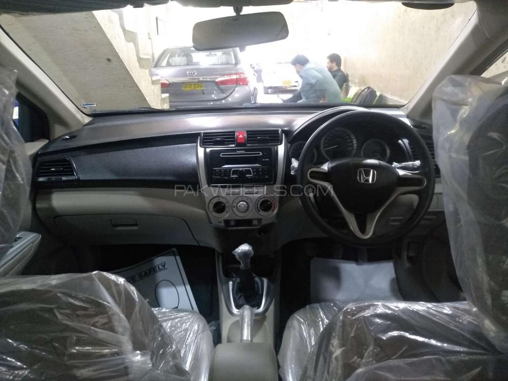 Honda City 2015 for Sale in Karachi Honda City 2015 for Sale in Karachi Image-11