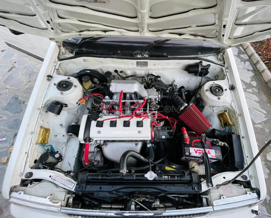 Toyota Corolla - 1986  Toyota Corolla - 1986  Image-2