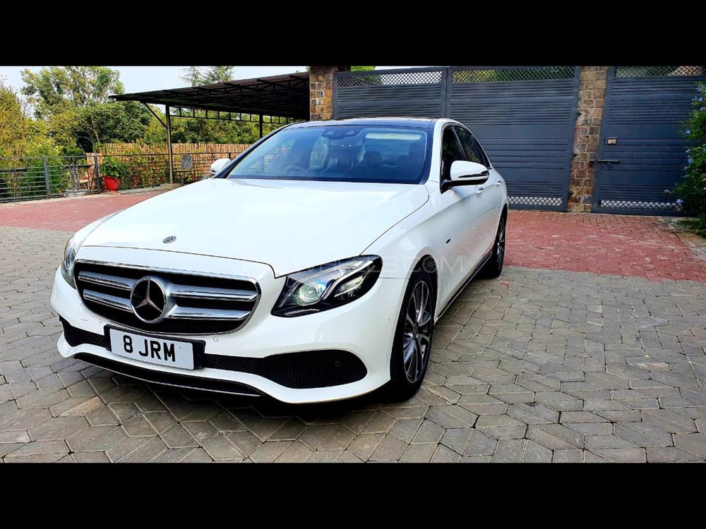Mercedes Benz E Class 2017 for Sale in Islamabad Mercedes Benz E Class 2017 for Sale in Islamabad Image-3