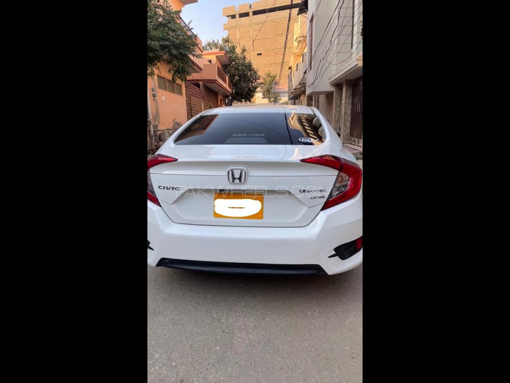 Honda Civic 2018 for Sale in Hyderabad Honda Civic 2018 for Sale in Hyderabad Image-6