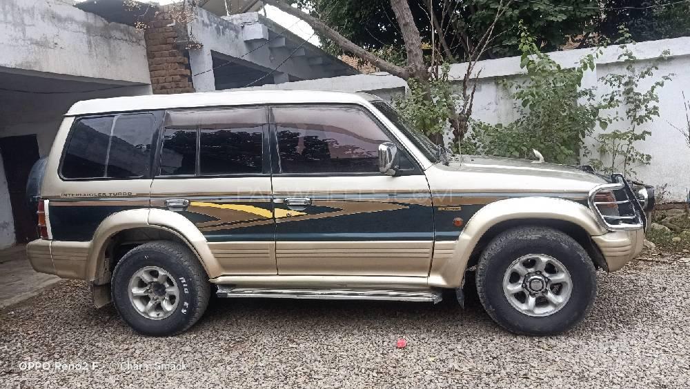 مٹسوبیشی پجیرو 1993 for Sale in پشاور مٹسوبیشی پجیرو 1993 for Sale in پشاور Image-7