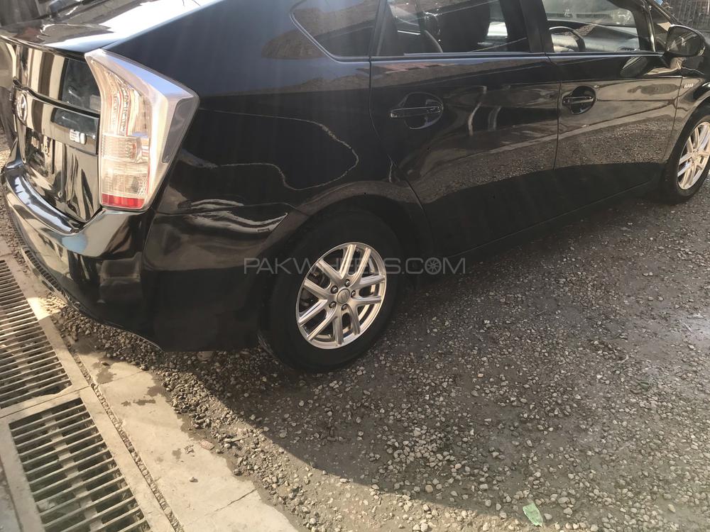 Toyota Prius 2010 for Sale in Peshawar Toyota Prius 2010 for Sale in Peshawar Image-6
