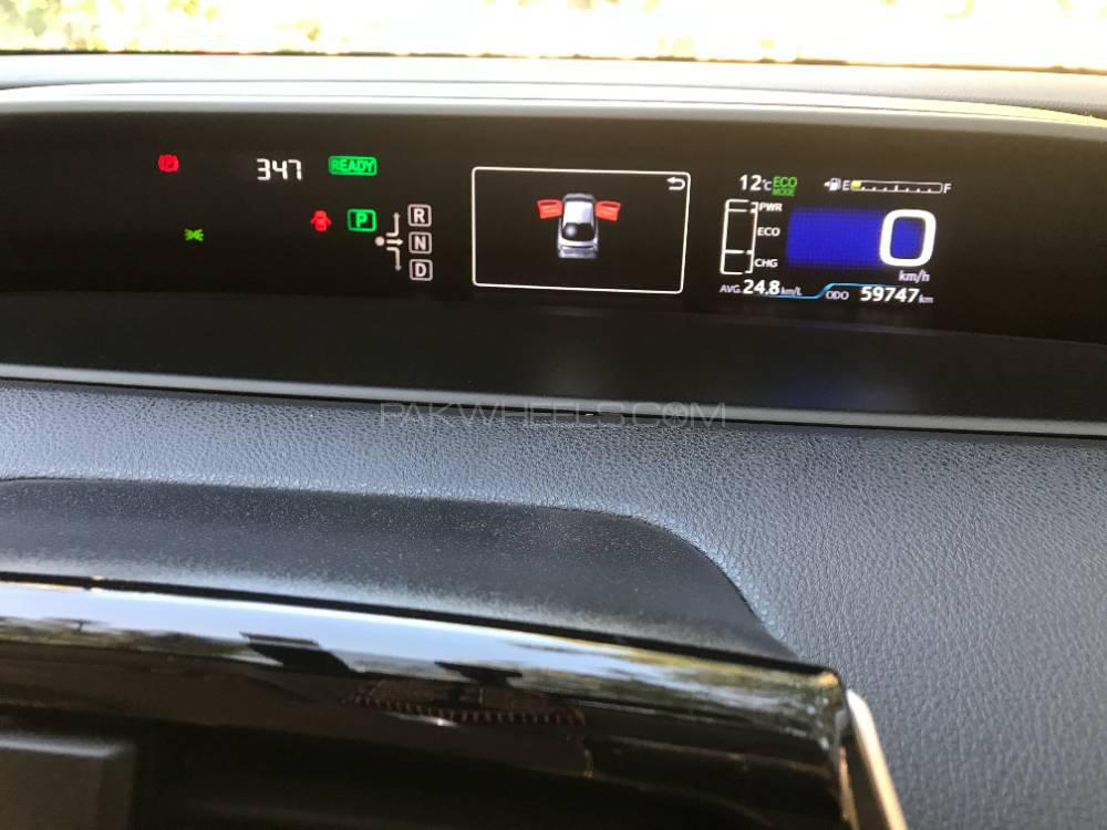 Toyota Prius 2016 for Sale in Islamabad Toyota Prius 2016 for Sale in Islamabad Image-14