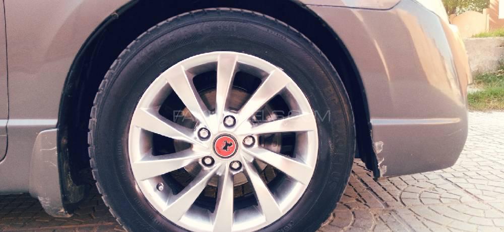 Honda Civic 2011 for Sale in Hyderabad Honda Civic 2011 for Sale in Hyderabad Image-17