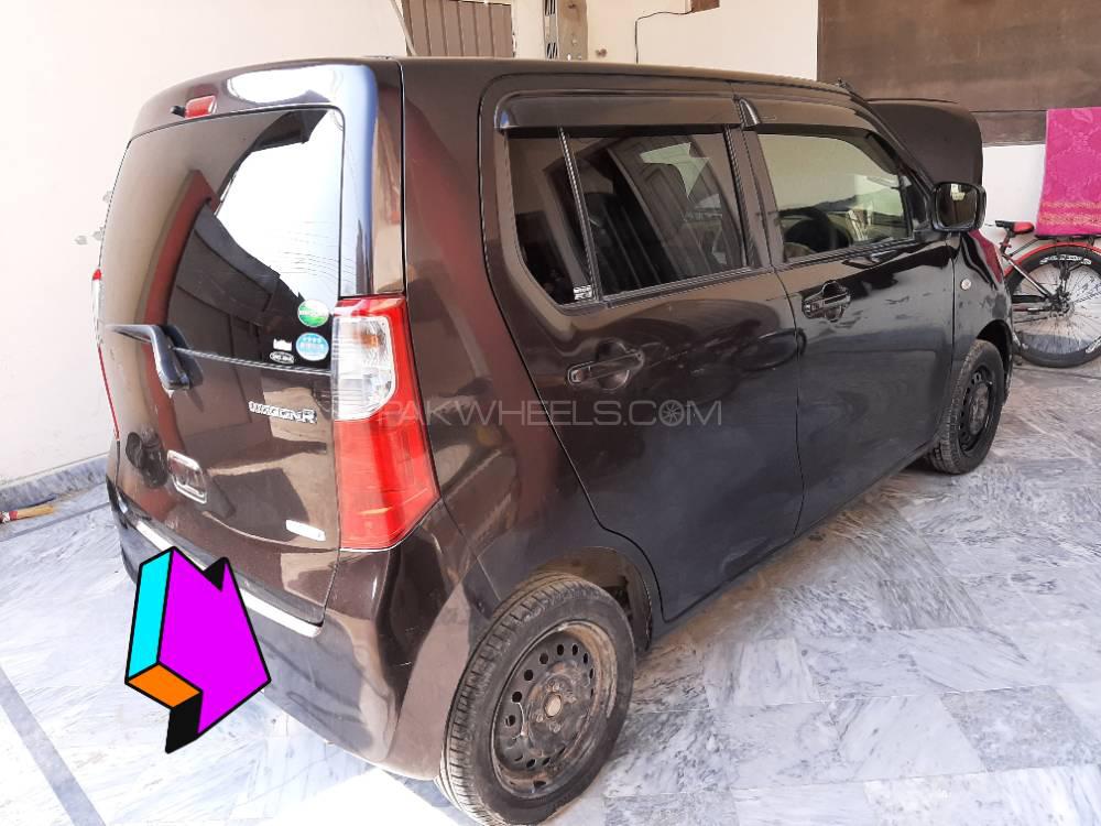 Suzuki Wagon R 2014 for Sale in Faisalabad Suzuki Wagon R 2014 for Sale in Faisalabad Image-5
