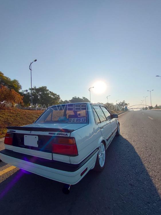 Toyota Corolla - 1985  Toyota Corolla - 1985  Image-3