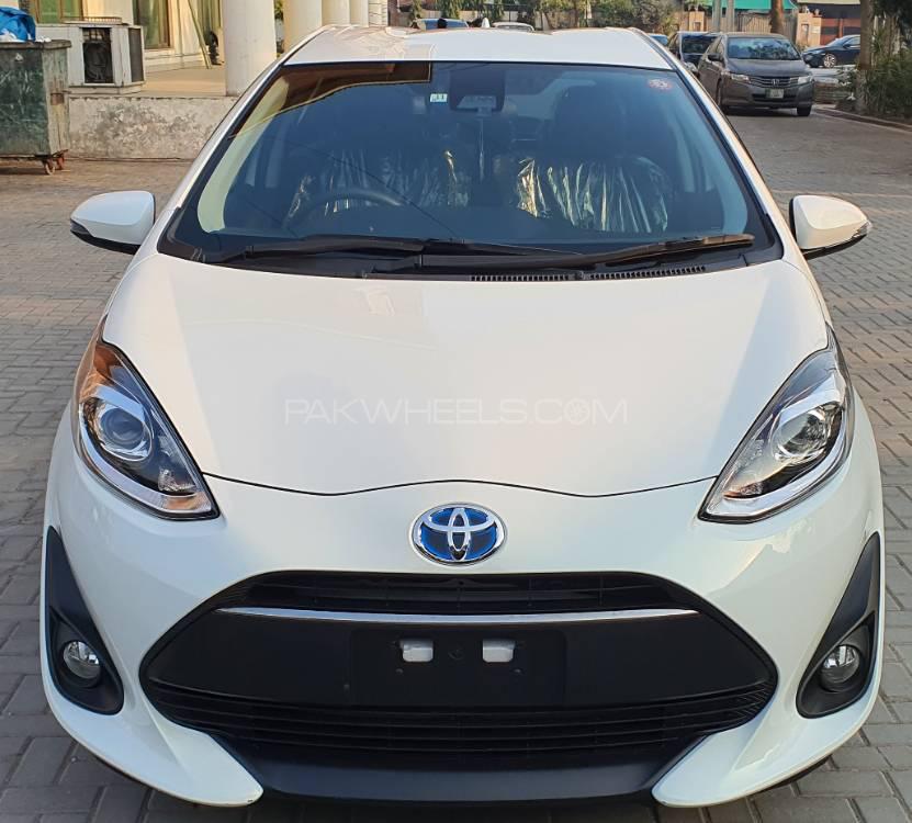 ٹویوٹا اکوا 2017 for Sale in لاہور Image-1