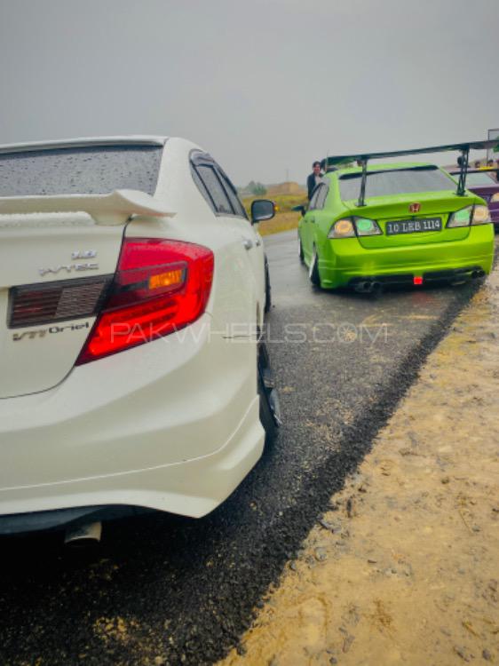 Honda Civic - 2015  Honda Civic - 2015  Image-5
