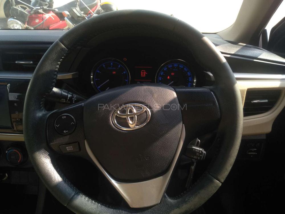 Toyota Corolla 2014 for Sale in Karachi Toyota Corolla 2014 for Sale in Karachi Image-7