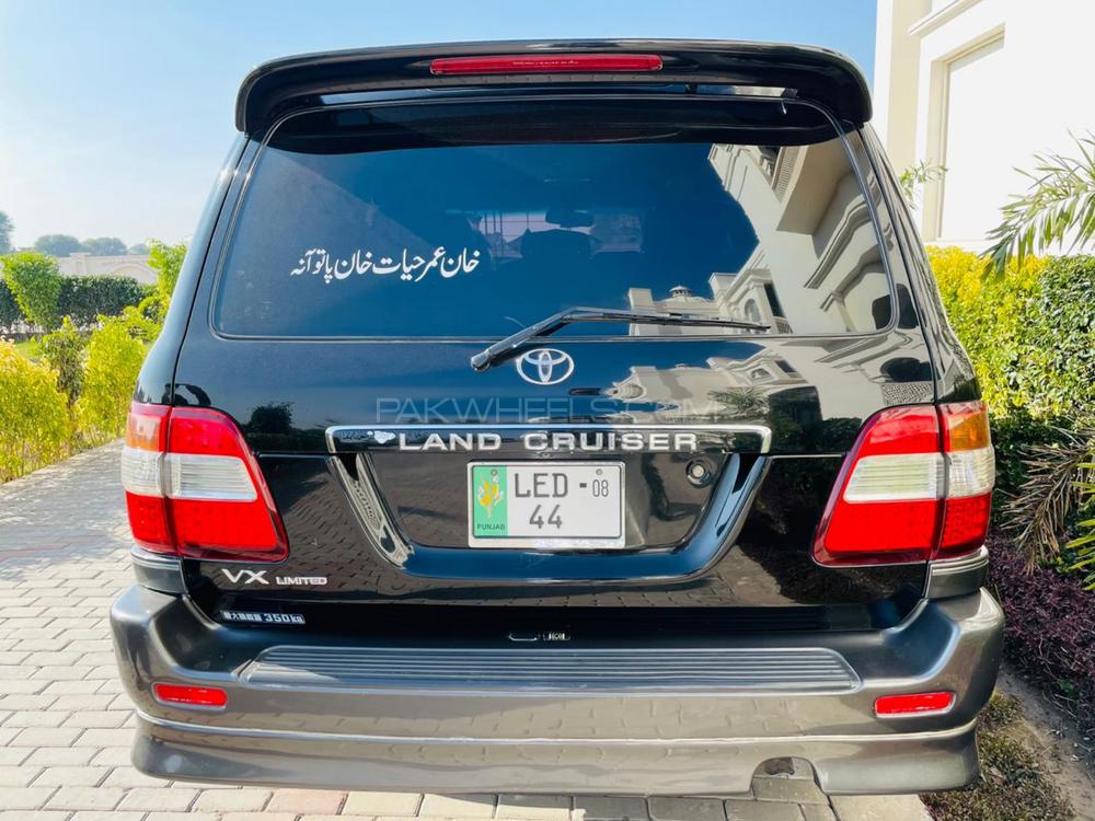 Toyota Land Cruiser 2005 for Sale in Lahore Toyota Land Cruiser 2005 for Sale in Lahore Image-4