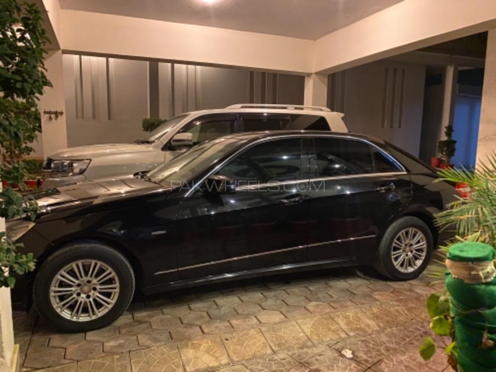 Mercedes Benz E Class 2011 for Sale in Peshawar Mercedes Benz E Class 2011 for Sale in Peshawar Image-10