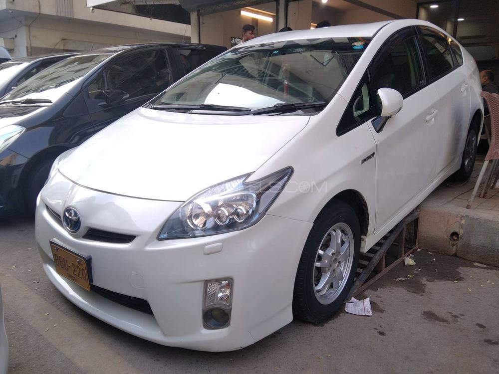 Toyota Prius 2011 for Sale in Karachi Image-1