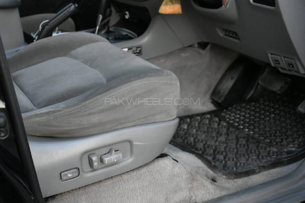 Toyota Land Cruiser 2006 for Sale in Islamabad Toyota Land Cruiser 2006 for Sale in Islamabad Image-14