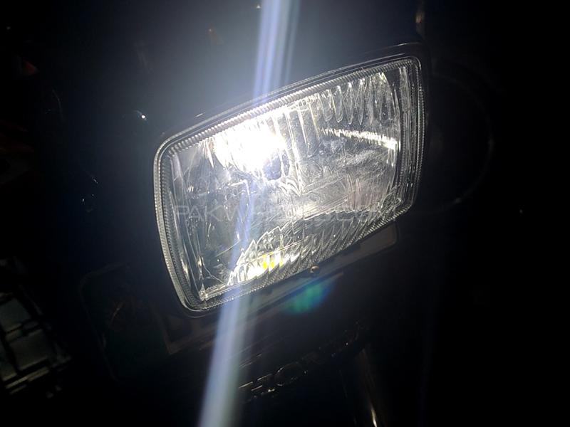 SMD Headlight For All Bikes With Flashing  SMD Headlight For All Bikes With Flashing  Image-4