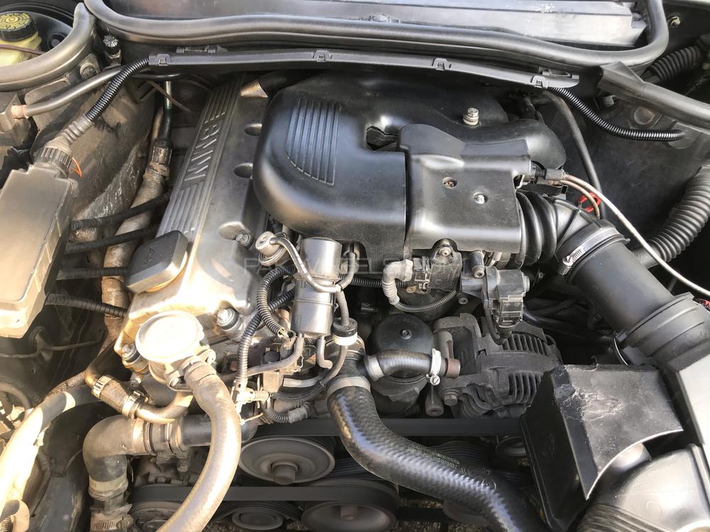 بی ایم ڈبلیو 3 سیریز 2000 for Sale in راولپنڈی بی ایم ڈبلیو 3 سیریز 2000 for Sale in راولپنڈی Image-16