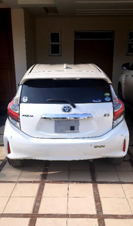 Toyota Aqua 2018 for Sale in Islamabad Image-1