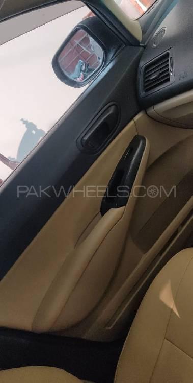 ہونڈا سوک 2010 for Sale in ملتان ہونڈا سوک 2010 for Sale in ملتان Image-2