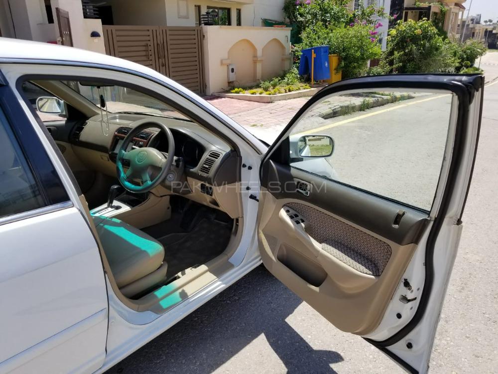 Honda Civic 2004 for Sale in Rawalpindi Honda Civic 2004 for Sale in Rawalpindi Image-12