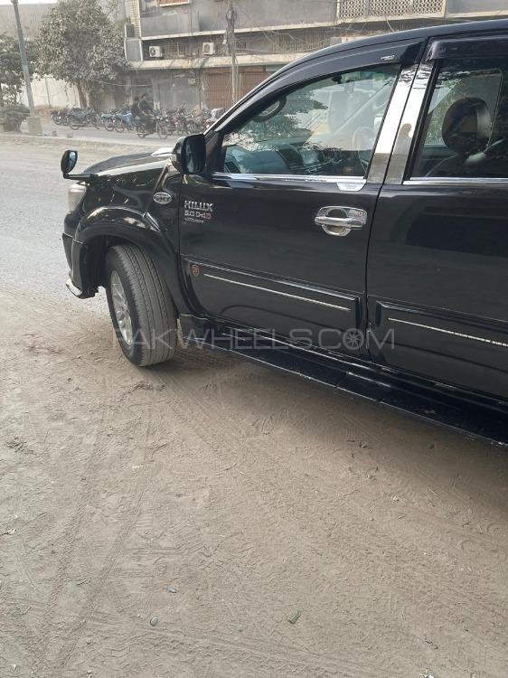 Toyota Hilux 2014 for Sale in Karachi Toyota Hilux 2014 for Sale in Karachi Image-8