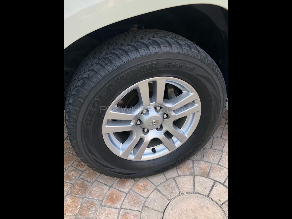 Toyota Prado 2012 for Sale in Lahore Toyota Prado 2012 for Sale in Lahore Image-5