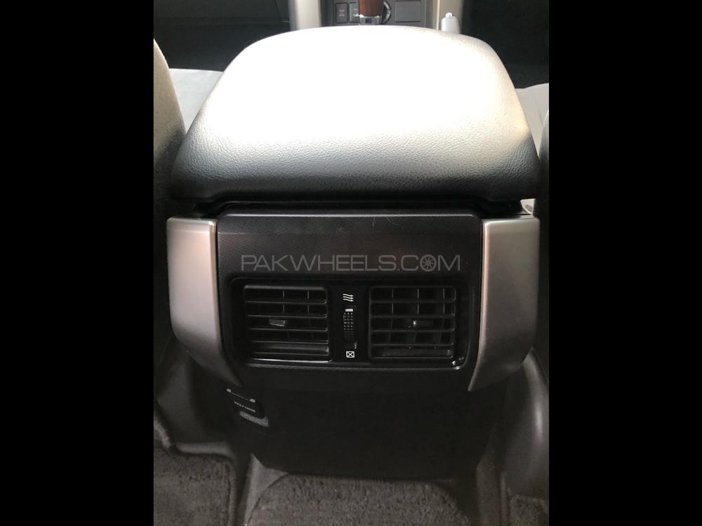 Toyota Prado 2012 for Sale in Lahore Toyota Prado 2012 for Sale in Lahore Image-12