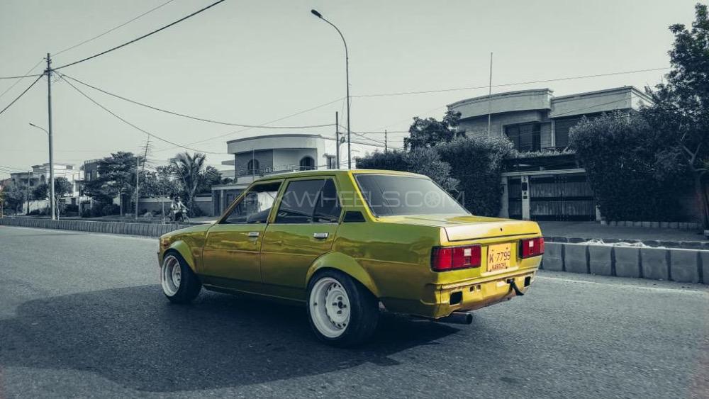 Toyota Corolla - 1982  Toyota Corolla - 1982  Image-2