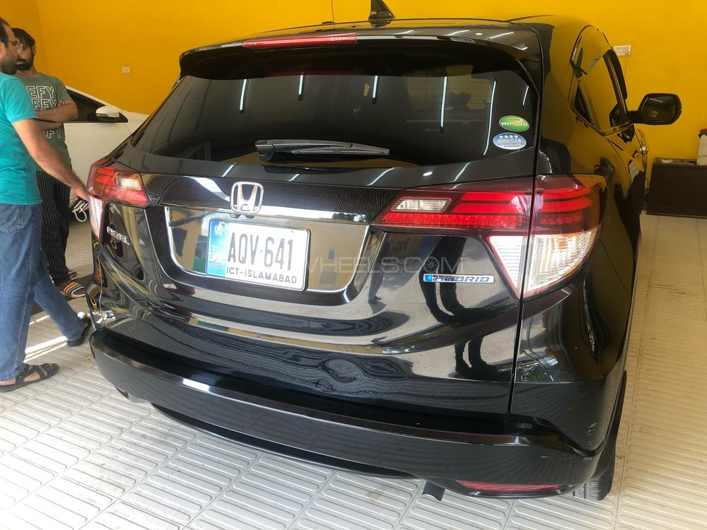 Honda Vezel 2014 for Sale in Bahawalpur Honda Vezel 2014 for Sale in Bahawalpur Image-9