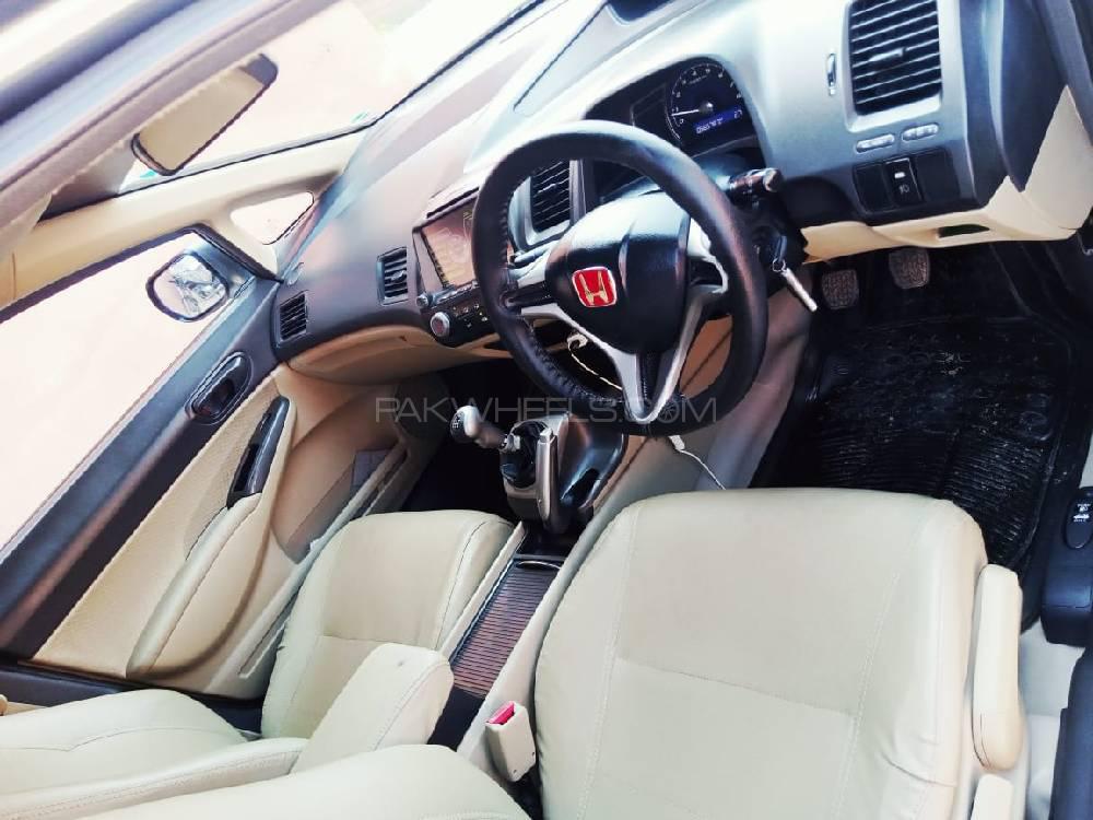 Honda Civic 2011 for Sale in Hyderabad Honda Civic 2011 for Sale in Hyderabad Image-3
