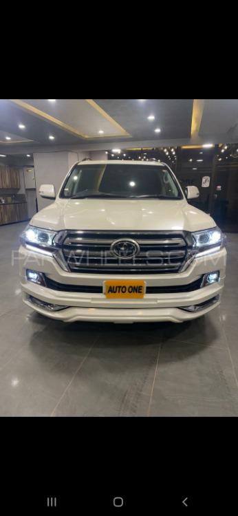 Toyota Land Cruiser 2015 for Sale in Karachi Toyota Land Cruiser 2015 for Sale in Karachi Image-2