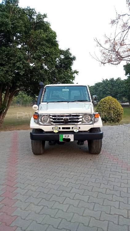 Toyota Land Cruiser 1986 for Sale in Lahore Image-1