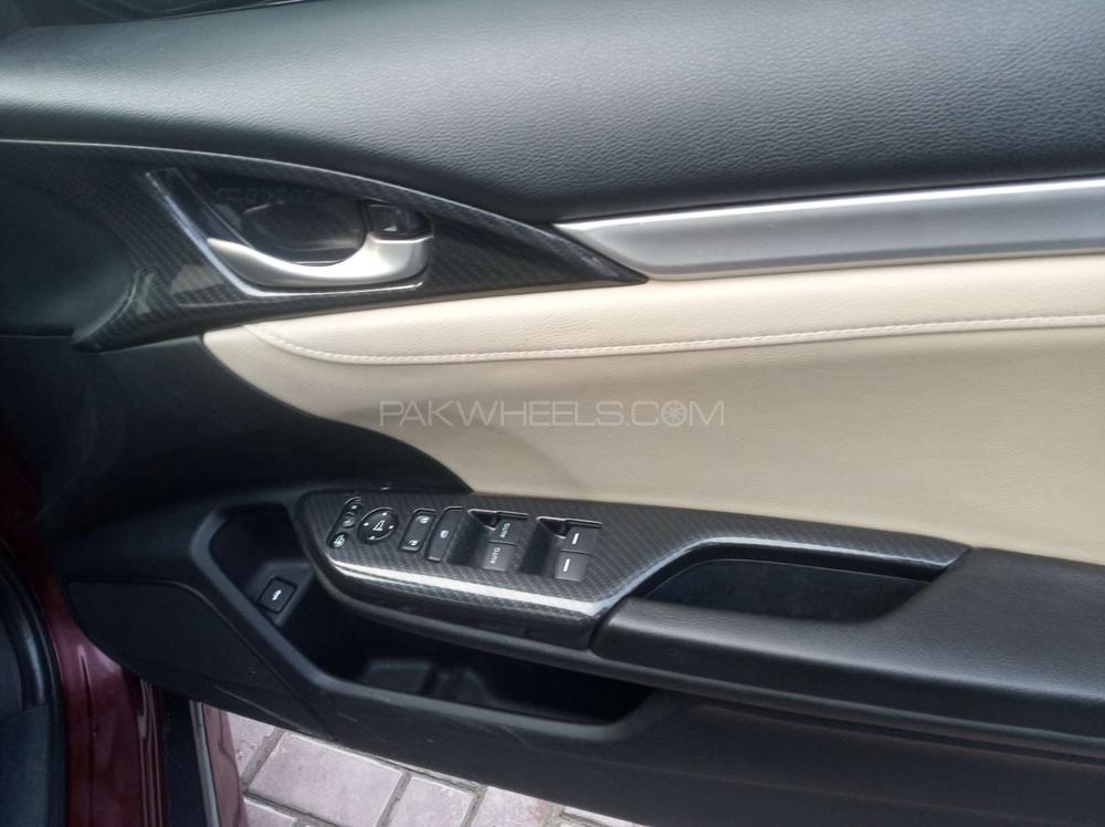 Honda Civic 2018 for Sale in Gujranwala Honda Civic 2018 for Sale in Gujranwala Image-4