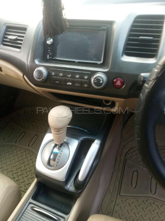 ہونڈا سوک 2011 for Sale in گجرانوالہ ہونڈا سوک 2011 for Sale in گجرانوالہ Image-6