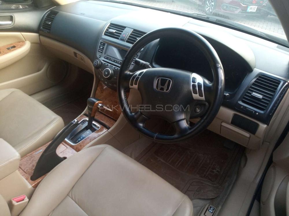 Honda Accord 2005 for Sale in Gujranwala Honda Accord 2005 for Sale in Gujranwala Image-7