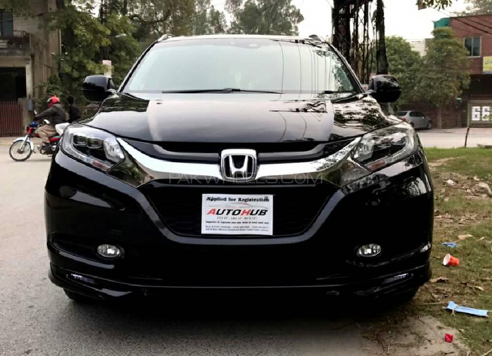 Honda Vezel 2015 for Sale in Lahore Image-1
