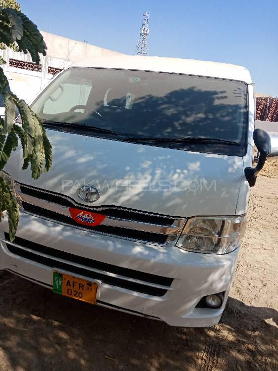 Toyota Hiace 2012 for Sale in Khairpur Mir Image-1