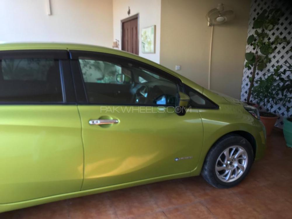Nissan Note 2017 for Sale in Multan Nissan Note 2017 for Sale in Multan Image-5
