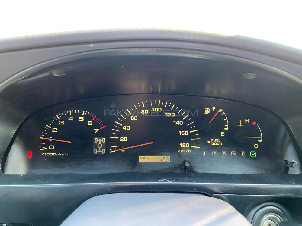 Toyota Surf 1999 for Sale in Islamabad Toyota Surf 1999 for Sale in Islamabad Image-10