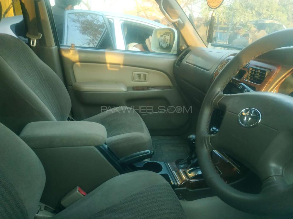 Toyota Surf 2000 for Sale in Peshawar Toyota Surf 2000 for Sale in Peshawar Image-3