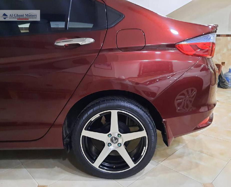 ہونڈا گریس ہائبرڈ 2014 for Sale in کراچی ہونڈا گریس ہائبرڈ 2014 for Sale in کراچی Image-8