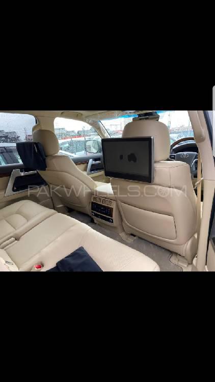 Toyota Land Cruiser 2017 for Sale in Islamabad Toyota Land Cruiser 2017 for Sale in Islamabad Image-8