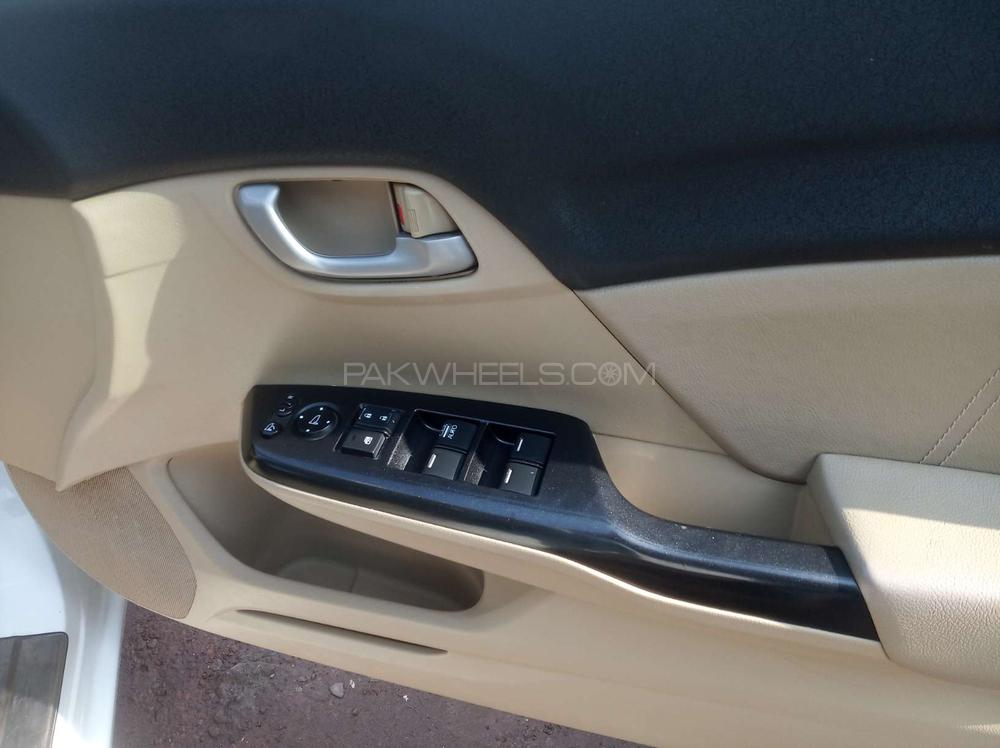 ہونڈا سوک 2015 for Sale in گجرانوالہ ہونڈا سوک 2015 for Sale in گجرانوالہ Image-9