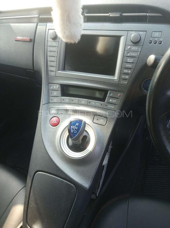 Toyota Prius 2012 for Sale in Gujranwala Toyota Prius 2012 for Sale in Gujranwala Image-11