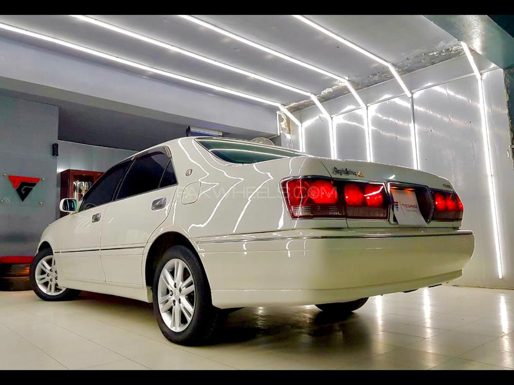 Toyota Crown 2000 for Sale in Islamabad Toyota Crown 2000 for Sale in Islamabad Image-4